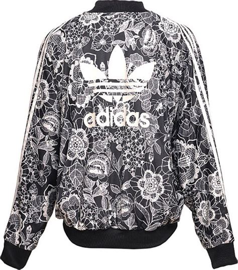 wie heeft adidas uitgevonden|adidas kleding.